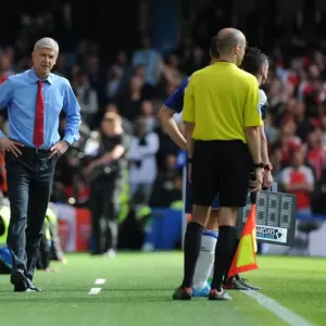 Arsene Wenger Faces Off Against Chelsea in Premier League Showdown (2015-16) Arsene Wenger Faces Off Against Chelsea in Premier League Showdown (2015-16)