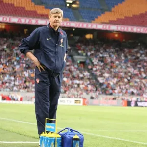 Arsene Wenger Leads Arsenal to 2-1 Victory over Lazio at Amsterdam ArenA Arsene Wenger Leads Arsenal to 2-1 Victory over Lazio at Amsterdam ArenA