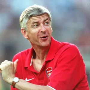 Arsene Wenger Leads Arsenal to a 2:1 Pre-Season Victory Over SV Mattersburg