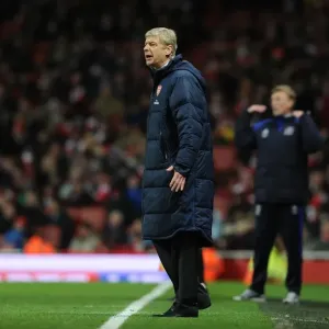 Arsene Wenger Leads Arsenal Against Everton in Premier League (2011-12)