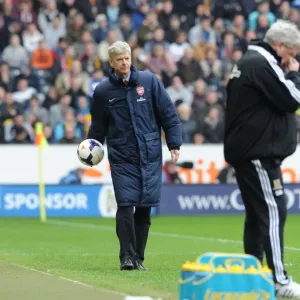 Arsene Wenger Leads Arsenal Against Hull City in Premier League (2014)