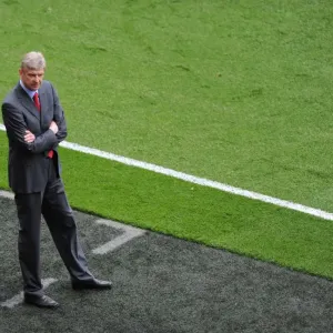 Arsene Wenger Leads Arsenal Against Manchester United, Premier League 2012-13 Arsene Wenger Leads Arsenal Against Manchester United, Premier League 2012-13