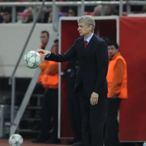 Arsene Wenger Leads Arsenal Against Olympiacos in UEFA Champions League (December 2011)