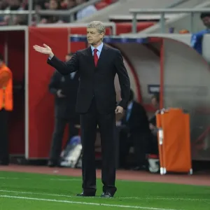 Arsene Wenger Leads Arsenal Against Olympiacos in UEFA Champions League (December 2011)
