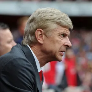 Arsene Wenger Leads Arsenal Against Stoke City (2013-14) Arsene Wenger Leads Arsenal Against Stoke City (2013-14)