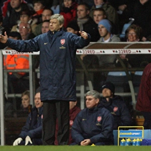 Arsene Wenger Leads Arsenal to Victory: Aston Villa 1-2, Barclays Premiership, 2007