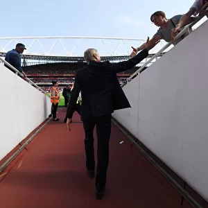 Arsene Wenger Leads Arsenal Against West Ham United in Premier League Clash