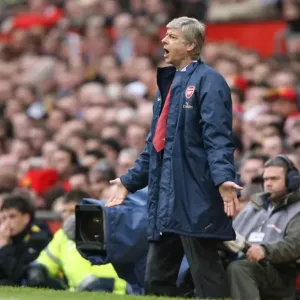 Arsene Wenger: Manchester United's Edge over Arsenal in the 2008 Premier League Clash (2-1) Arsene Wenger: Manchester United's Edge over Arsenal in the 2008 Premier League Clash (2-1)