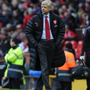 Arsene Wenger at Old Trafford: Manchester United vs. Arsenal (2012-13) Arsene Wenger at Old Trafford: Manchester United vs. Arsenal (2012-13)