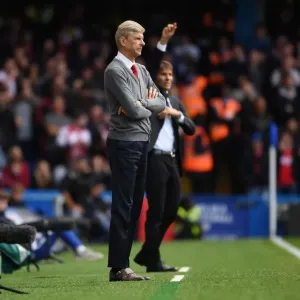 Arsene Wenger at Stamford Bridge: Chelsea vs. Arsenal, Premier League 2017-18 Arsene Wenger at Stamford Bridge: Chelsea vs. Arsenal, Premier League 2017-18