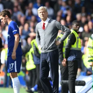 Arsene Wenger at Stamford Bridge: A London Rivalry Clash in the Premier League 2017-18 (Chelsea vs. Arsenal) Arsene Wenger at Stamford Bridge: A London Rivalry Clash in the Premier League 2017-18 (Chelsea vs. Arsenal)
