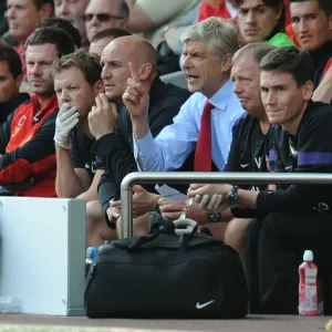 Arsene Wenger and Steve Bould: A Tactical Alliance at Anfield (2012-13) Arsene Wenger and Steve Bould: A Tactical Alliance at Anfield (2012-13)
