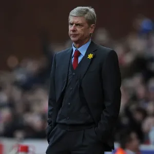 Arsene Wenger at Stoke City: Premier League Clash 2014