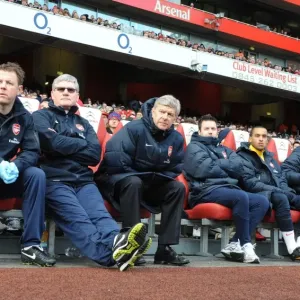 Arsene Wenger and His Team: Celebrating a Hard-Fought FA Cup Victory over Huddersfield Town (2:1)