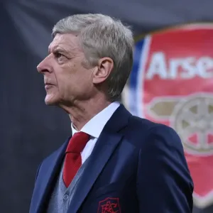 Arsene Wenger vs. AC Milan: Europa League Clash (2017-18) Arsene Wenger vs. AC Milan: Europa League Clash (2017-18)