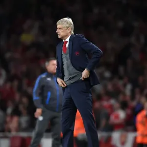 Arsene Wenger vs Leicester City: 2017-18 Premier League Showdown - Arsenal's Manager in Action