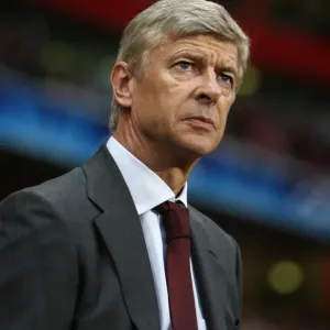 Arsene Wenger's Arsenal: 3-1 Champions League Victory over Celtic (2009) Arsene Wenger's Arsenal: 3-1 Champions League Victory over Celtic (2009)