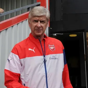 Arsene Wenger's Pre-Season Inspection at Boreham Wood: Arsenal FC's Readiness Check Arsene Wenger's Pre-Season Inspection at Boreham Wood: Arsenal FC's Readiness Check