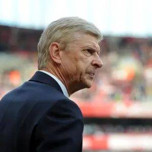 Arsene Wenger's Last Stand: Arsenal vs Manchester United (2016-17) Arsene Wenger's Last Stand: Arsenal vs Manchester United (2016-17)