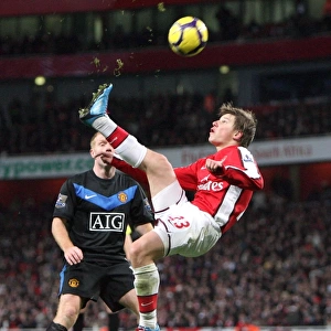 Arshavin's Struggle Against Manchester United in Arsenal's 1:3 Premier League Defeat (January 2010)