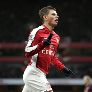Arshavin's Thriller: Arsenal Takes 2-0 Lead Over Stoke City in Premier League