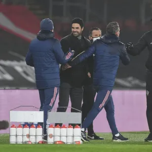 Arteta and Hasenhuttl Face Off: Southampton vs. Arsenal in Empty St Mary's Stadium (Premier League 2021)
