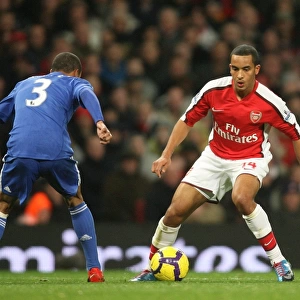 Ashley Cole (Arsenal) Theo Walcott (Chelsea). Arsenal 0: 3 Chelsea, Barclays Premier League