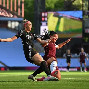 Aston Villa FC v Arsenal FC - Barclays Women's Super League Aston Villa FC v Arsenal FC - Barclays Women's Super League Aston Villa FC v Arsenal FC - Barclays Women's Super League Aston Villa FC v Arsenal FC - Barclays Women's Super League