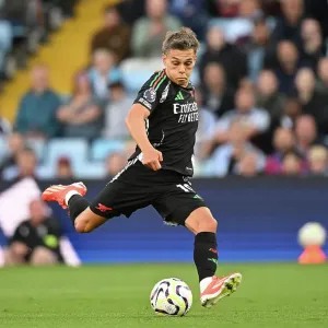 Aston Villa FC v Arsenal FC - Premier League