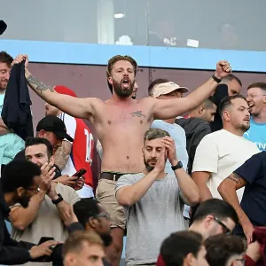 Aston Villa FC v Arsenal FC - Premier League
