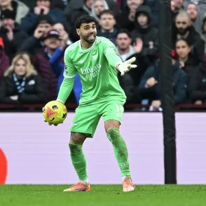 Aston Villa v Arsenal - Premier League
