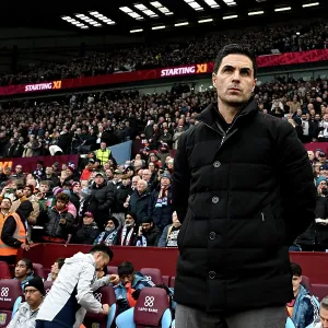 Aston Villa v Arsenal - Premier League