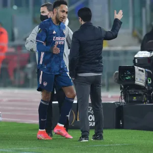Aubameyang Bids Farewell to the Field: Arsenal vs. SL Benfica in UEFA Europa League Aubameyang Bids Farewell to the Field: Arsenal vs. SL Benfica in UEFA Europa League