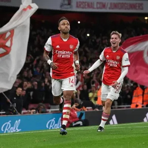 Aubameyang Scores His Second: Arsenal Takes 2-0 Lead Against Aston Villa (2021-22 Premier League) Aubameyang Scores His Second: Arsenal Takes 2-0 Lead Against Aston Villa (2021-22 Premier League)