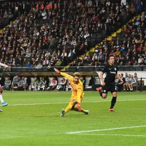 Aubameyang Scores Third: Arsenal's Europa League Victory over Eintracht Frankfurt Aubameyang Scores Third: Arsenal's Europa League Victory over Eintracht Frankfurt
