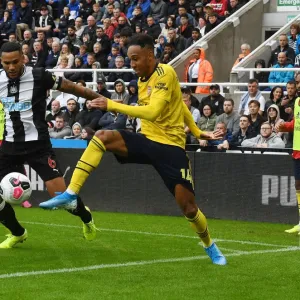 Aubameyang vs Lascelles: Battle at St. James Park - Arsenal vs Newcastle United, Premier League 2019-20 Aubameyang vs Lascelles: Battle at St. James Park - Arsenal vs Newcastle United, Premier League 2019-20