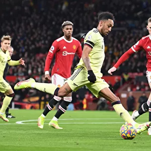 Aubameyang vs McTominay: Intense Moment at Old Trafford - Manchester United vs Arsenal, Premier League 2020-21