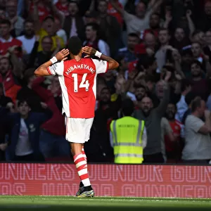 Aubameyang's Brace: Arsenal's Thrilling 2-1 Victory Over Tottenham in the 2021-22 Premier League