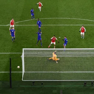 Aubameyang's Missed Chance: Arsenal's Europa League Struggle vs. Olympiacos