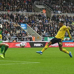 Aubameyang's Stunner: Arsenal's Winning Goal vs. Newcastle United, Premier League 2019-20