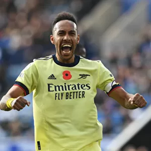 Aubameyang's Thriller: Arsenal's Dramatic Comeback Victory over Leicester City, Premier League 2021-22