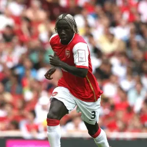 Bacary Sagna in Action: Arsenal's Win Against Paris Saint-Germain at Emirates Cup (2007) Bacary Sagna in Action: Arsenal's Win Against Paris Saint-Germain at Emirates Cup (2007)