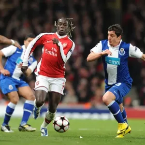 Bacary Sagna (Arsenal) Cristian Rodriguez and Alvaro Pereira (Porto). Arsenal 5 Bacary Sagna (Arsenal) Cristian Rodriguez and Alvaro Pereira (Porto). Arsenal 5