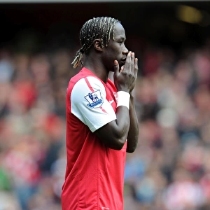 Bacary Sagna in Prayer Before Arsenal vs. Chelsea (2011-12)