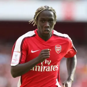 Bacary Sagna vs Juventus: Arsenal's Defensive Battle at Emirates Cup 2008 (0:1)