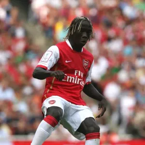 Bacary Sagna's Game-Winning Performance: Arsenal's Triumph Over Paris Saint-Germain at Emirates Cup, 2007 Bacary Sagna's Game-Winning Performance: Arsenal's Triumph Over Paris Saint-Germain at Emirates Cup, 2007