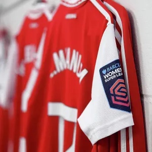 Barclays Women's Super League Showdown: A Closer Look at Arsenal and Chelsea Team Badges Barclays Women's Super League Showdown: A Closer Look at Arsenal and Chelsea Team Badges