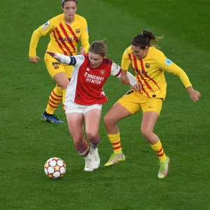 Battle of the Champions: Arsenal vs. Barcelona - UEFA Women's Clash at Emirates Stadium