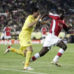 Battle of the Full-backs: Eboue vs. Capdevila in the 2009 UEFA Champions League Quarterfinal
