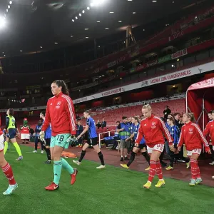 Battle in Group C: Arsenal Women vs FC Zurich - UEFA Women's Champions League Battle in Group C: Arsenal Women vs FC Zurich - UEFA Women's Champions League